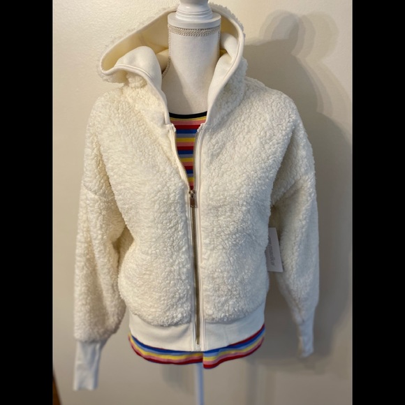 Marika coconut milk shoreline Sherpa jacket size M perfect condition NEW W/tags - Picture 5 of 14